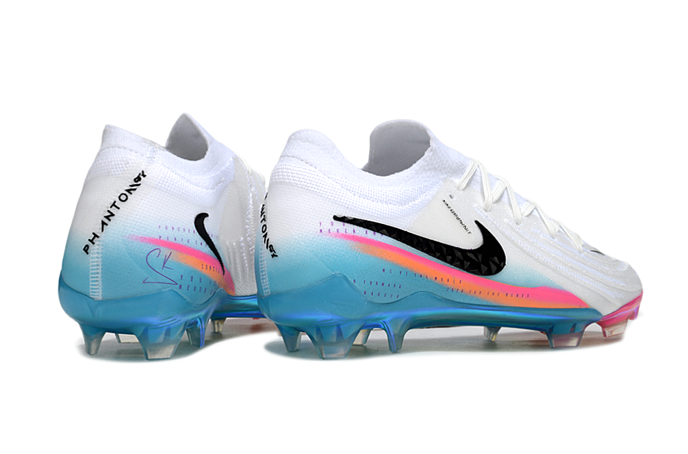 Nike Phantom Luna Elite FG