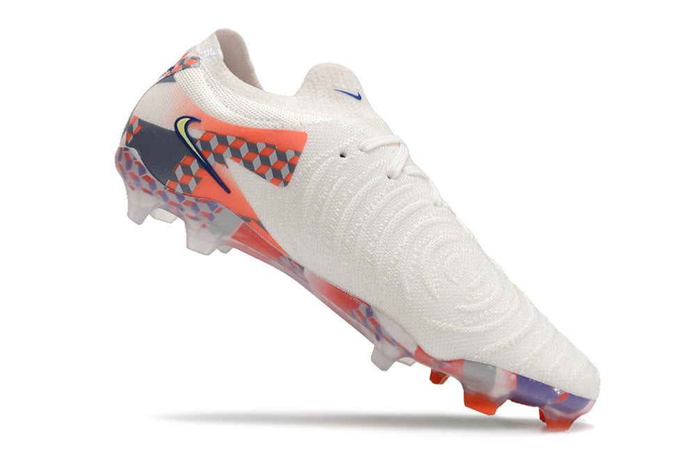 Nike Phantom Luna Elite FG