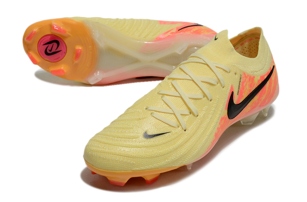 Nike Phantom Luna Elite FG