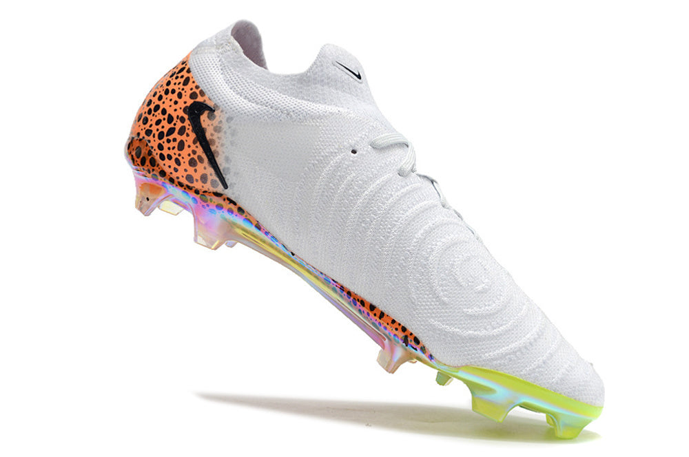 Nike Phantom Luna Elite FG