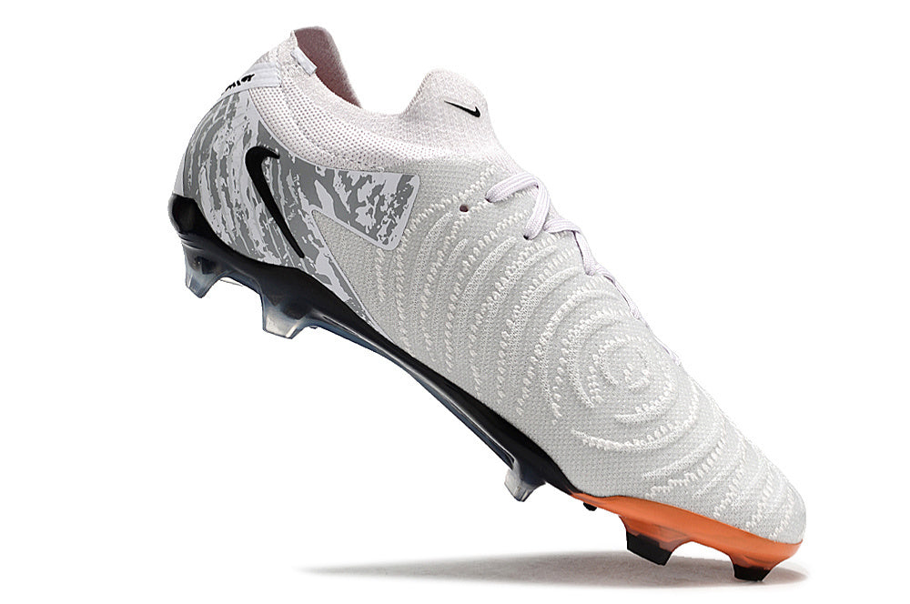 Nike Phantom Luna Elite FG
